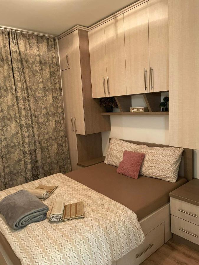 Apartman Sims ビイェリナ エクステリア 写真